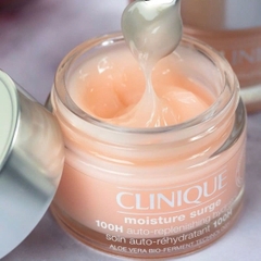 Kem Dưỡng Clinique Moisture Surge
