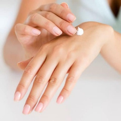 Kem Dưỡng Da Tay Và Móng Tay Vaseline