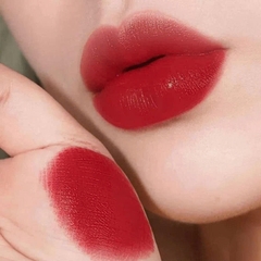 Son Tom Ford màu 16 Scarlet Rouge Mini Màu Đỏ Thuần 1g