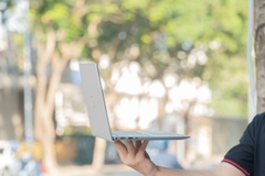 Dell Inspirion 5515 Ryzen R5-5500U, RAM 8G, SSD 256G NVMe, VGA AMD Vega 7, màn 15.6 inh Full HD IPS