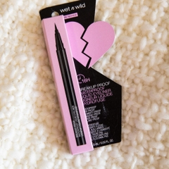 Bút kẻ mắt chống thấm nước Wet n Wild Breakup Proof Waterproof Liquid Eyeliner