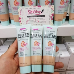 Kem nền dưỡng da Wet n Wild Tinted Hydrator