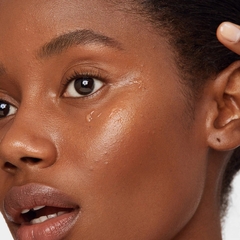 Kem dưỡng Versed làm sáng, giảm quầng thâm, giảm bọng mắt và chống lão hóa cho vùng mắt