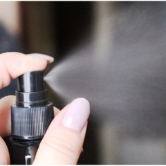 Xịt khoáng giữ & khóa lớp makeup Elf Makeup Mist & Set