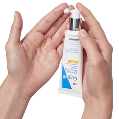 Kem dưỡng ẩm ban ngày Cerave Ultra Light Moisturizing Lotion SPF30