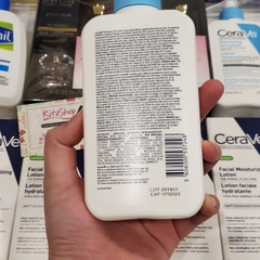 Kem dưỡng ẩm da cho da khô Cerave Renewing SA for rough bumpy skin