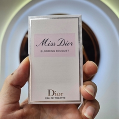 Sample Nước Hoa