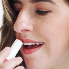 Son dưỡng Chapstick Total Hydration Lip Tint
