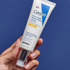 Kem dưỡng ẩm ban ngày Cerave Ultra Light Moisturizing Lotion SPF30