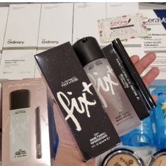 Set xịt khoáng giữ lớp trang điểm và lót môi MAC Prep and Prime