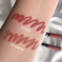 Son lì dạng bút NYX Lingerie Push-up