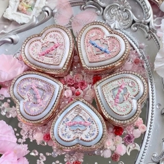 Má Hồng Flower Knows Bunny Gảden Colletion Embossed Blush 5g