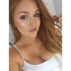 Phấn bắt sáng Essence Pure Nude Highlighter