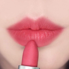 Son thỏi lì matte MAC Powder Kiss Lipstick