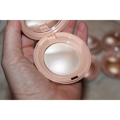 🌸🌸Phấn bắt sáng Rare Beauty Positive Light Silky Touch Highlighter🌸🌸