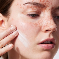 Kem dưỡng ẩm Elf Holy Hydration Face Cream 50g