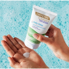 Sữa rửa mặt giảm mụn Differin Daily Deep Cleanser 5% Benzoyl Peroxide 118ml