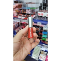 Son Buxom Full-on Plumping Lip Matte mini
