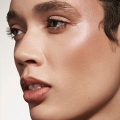 Set bắt sáng và tạo khối dạng thỏi Fenty Beauty Match Stix Duo - Light