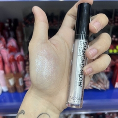 Son bóng nhũ dưỡng ẩm môi Nicka K NK makeup 3.7g