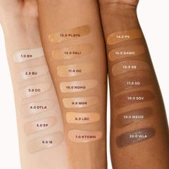 Che khuyết điểm Tower 28 Beauty Swipe All-Over Hydrating Serum Concealer