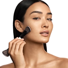 Cọ 2 đầu dành cho mặt Makeup By Mario F4 Dual-Ended Foundation and Face Brush