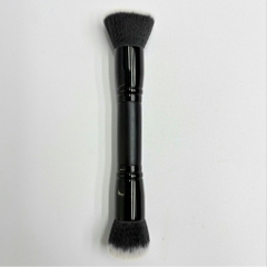 Cọ 2 đầu kem nền và phấn phủ Amora Dual-Ended Foundation & Powder Brush DE03