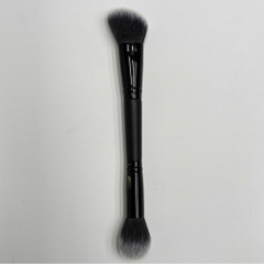 Cọ phấn 2 đầu giúp tán phấn bắt sáng và tạo khối Amora Dual-Ended Highlighter & Contour Brush DE02