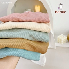 Set đồ bộ thun dài tay BERNIE bé trai bé gái màu trơn chất liệu thun tăm mềm mướt đính cúc cho bé từ 9 đến 24kg