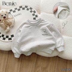 Set bộ dài chất da cá họa tiết thêu gấu kèm quần dài phối sọc rêu cho bé trai size 1 đến 7 tuổi BERNIE T0425B46