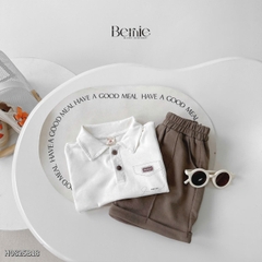 Set bộ polo tay ngắn màu trắng kem họa tiết in túi và chữ kèm quần short nâu cho bé trai 1 đến 7 tuổi BERNIE H0225B25
