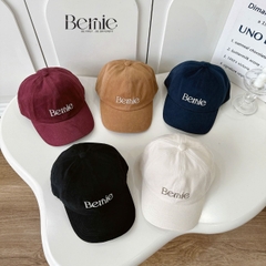  Mũ lưỡi trai thêu chữ Bernie unisex cho bé trai bé gái đi chơi đi dã ngoại size 2 tới 6 tuổi HL022 25M001