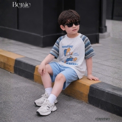 Set tay ngắn áo raplang họa tiết kẻ Good boy kèm quần short kaki cho bé trai size 9 đến 28kg BERNIE H0226B36