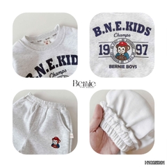 Set bộ dài cho bé trai chất nỉ 2 da áo họa tiết Little Monkey kèm quần dài cho bé trai size 9 tới 28kg BERNIE H1025B81