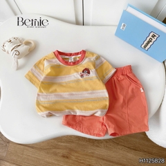 Set bộ tay ngắn họa tiết kẻ Cậu bé trà sữa kèm quần short kaki cho bé trai 9kg tới 28kg BERNIE H1125B28