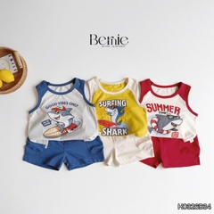 Set bộ ba lỗ áo thun phối màu họa tiết Baby Shark kèm quần short cho bé trai đi chơi đi biển size 1 tới 7 tuổi BERNIE H0326B34