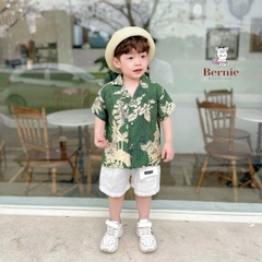 Set sơ mi tơ đũi cho bé trai đi biển đi chơi áo họa tiết hoa lá cây dừa nổi bật kèm quần ngắn BERNIE