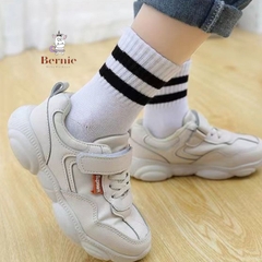Tất vớ thể thao unisex cổ cao sọc viền cho bé trai bé gái màu trắng đen xám 1 đến 5 tuổi BERNIE