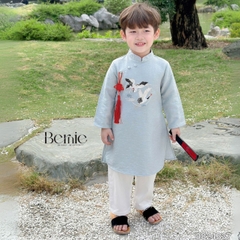 Áo dài cách tân bé trai mặc tết chất tafta thêu hạc màu xanh màu đỏ size 10 đến 25kg BERNIE 0824B37