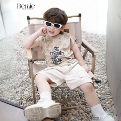 Set bộ tanktop cho bé trai áo thun họa tiết loang in chữ kèm quần short kaki size 9 đến 28kg BERNIE T0325B06
