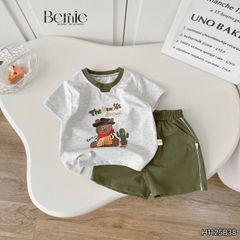 Set bộ tay ngắn họa tiết Gấu cao bồi và quần short đi chơi đi biển cho bé trai size 9 tới 25kg BERNIE H1125B38