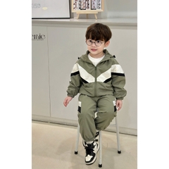 Set bộ gió dài tay thể thao sơ mi phối màu phong cách hàn quốc cho bé trai size 1 đến 7 tuổi BERNIE 0624B26