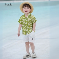 Set sơ mi đũi unisex bé trai bé gái đi biển họa tiết đi biển lá nổi bật size 1 đến 7 tuổi BERNIE 0124B39