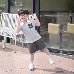 Set bộ polo tay ngắn cổ dệt họa tiết kẻ ghi phối túi ngực kèm quần short kaki size 1 đến 7 tuổi BERNIE H1025B63
