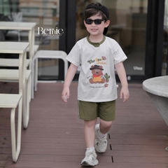 Set bộ tay ngắn họa tiết Gấu cao bồi và quần short đi chơi đi biển cho bé trai size 9 tới 25kg BERNIE H1125B38