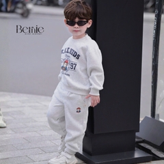 Set bộ dài cho bé trai chất nỉ 2 da áo họa tiết Little Monkey kèm quần dài cho bé trai size 9 tới 28kg BERNIE H1025B81
