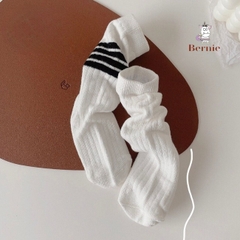 Tất vớ trơn sọc 1 bên unisex cho các bé trai bé gái nhà BERNIE basic nhiều màu trơn 2 đến 7 tuổi
