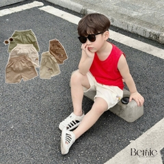 et đồ đi chơi bé trai sành điệu đi biển phong cách hàn quốc áo thun ba lỗ trơn kèm quần kaki phối túi thêu cầu vồng 1 đến 7 tuổi BERNIE T0125B03