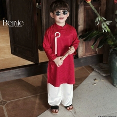 Set áo dài cách tân màu đỏ xanh bé trai Uy Vân gấm vân cát size 9 đến 25kg BERNIE T1025B01