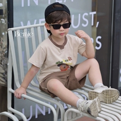 Set bộ tay ngắn họa tiết Gấu cao bồi và quần short đi chơi đi biển cho bé trai size 9 tới 25kg BERNIE H1125B38